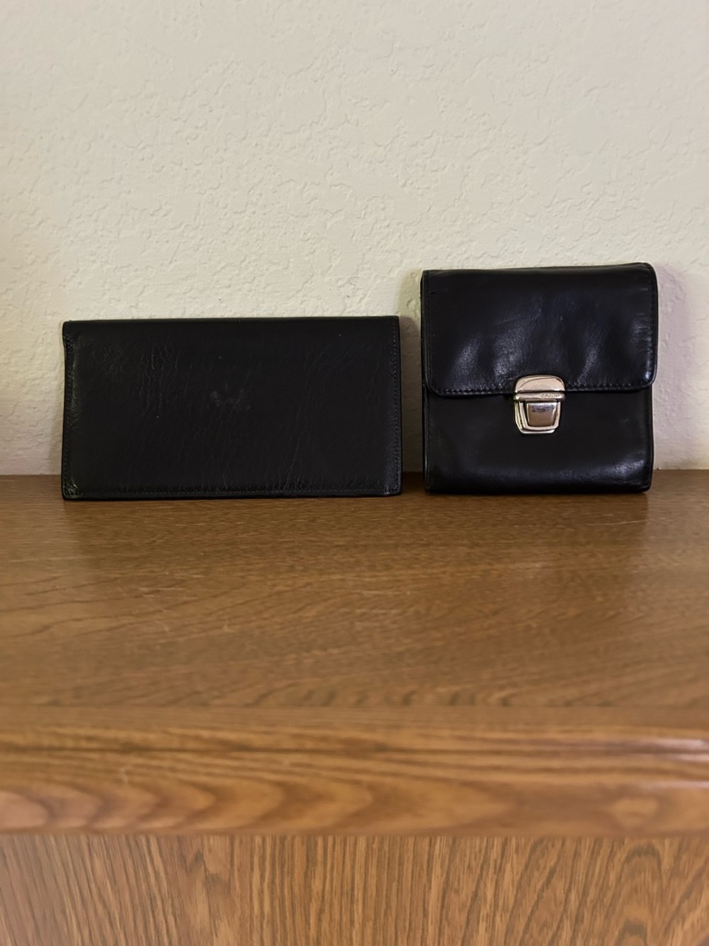 DKNY Black Leather Wallets Set - Two Piece